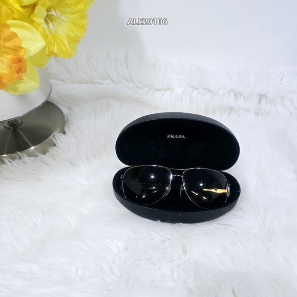 Prada Sunglasses Tortoise Shell SPR 52G 64□14 5AV-651 125 with Case - Picture 1 of 12